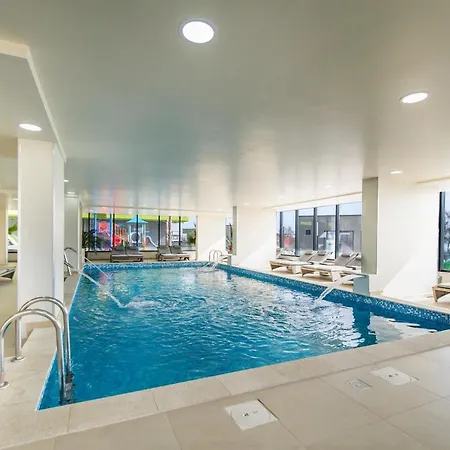 Beachfront Sea View - Pools * Mamaia