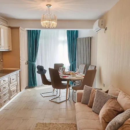 Beachfront Sea View - Pools *