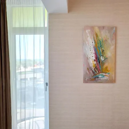 Beachfront Sea View - Pools